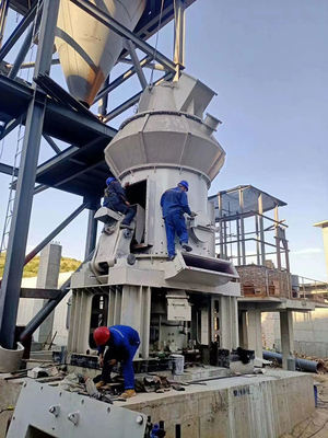 โรงสีถ่านหินแนวตั้ง VRM ขนาดใหญ่ในโรงงานปูนซีเมนต์ 90t / H