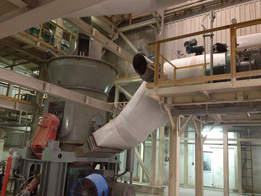 ลูกกลิ้งหินปูน Kaolin Mill Heavy Calcium Powder Processing